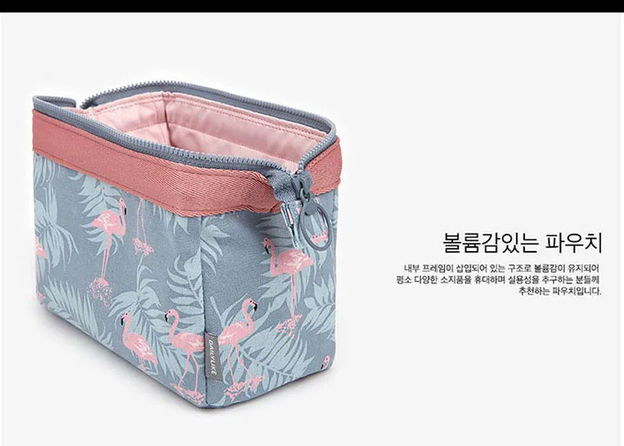 Nueva bolsa de cosméticos de moda para mujer, bolsas de maquillaje impermeables.