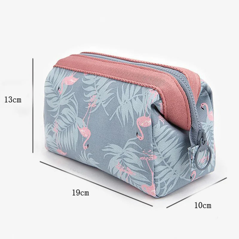 Nueva bolsa de cosméticos de moda para mujer, bolsas de maquillaje impermeables.