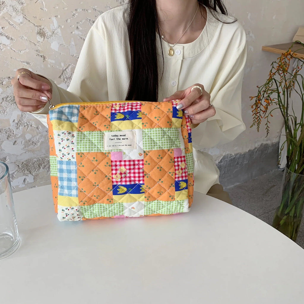 Bolsas de cosméticos de gran capacidad para mujer.