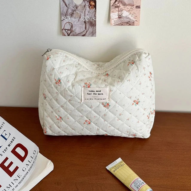 Bolsas de cosméticos de gran capacidad para mujer.
