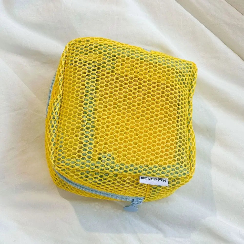 Bolsa de Maquillaje de Malla | Colores Vibrantes | Gran Capacidad | Estuche de Tocador