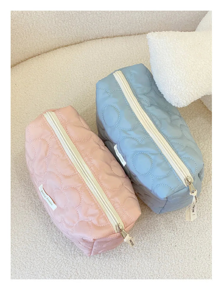 Bolsas de cosméticos de gran capacidad para mujer.