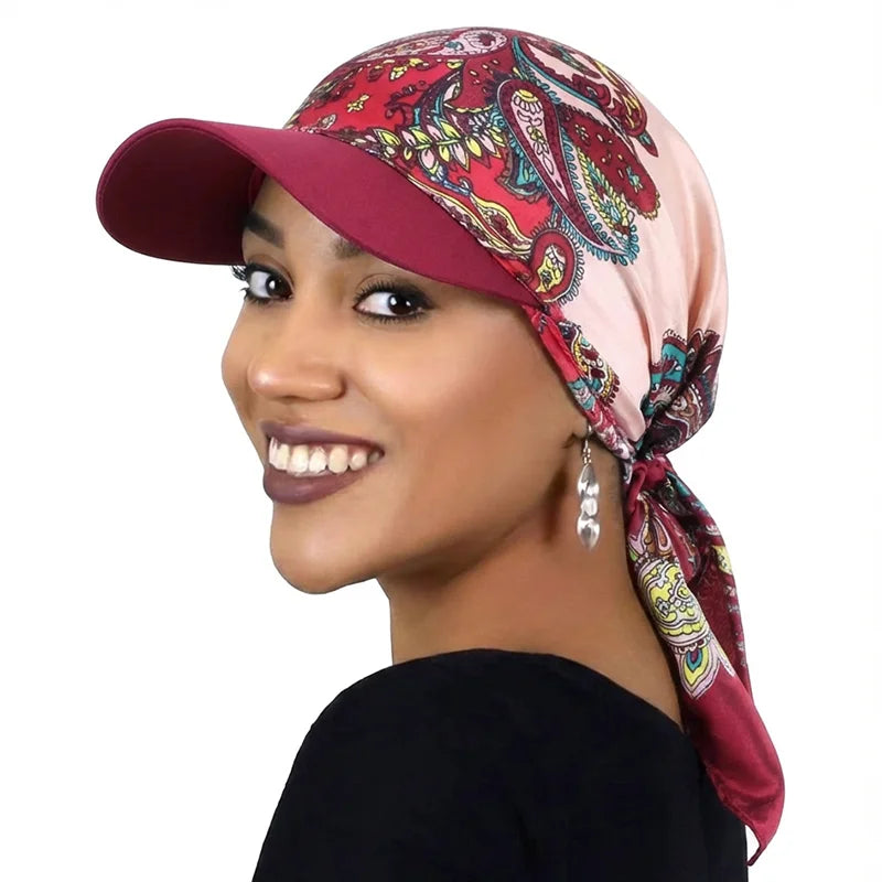 Gorro de Satén con Visera