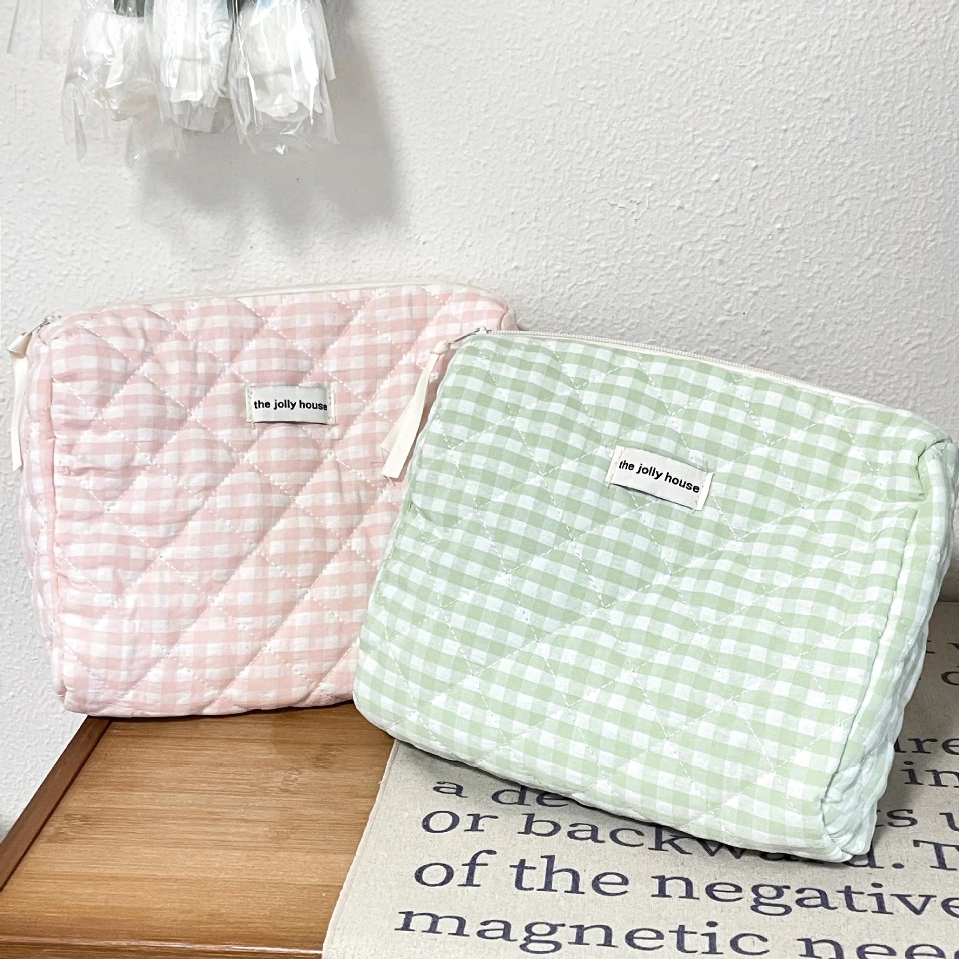 Bolsas de cosméticos de gran capacidad para mujer.