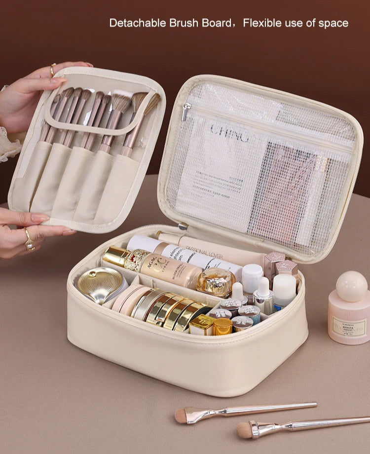 Nueva bolsa de cosméticos