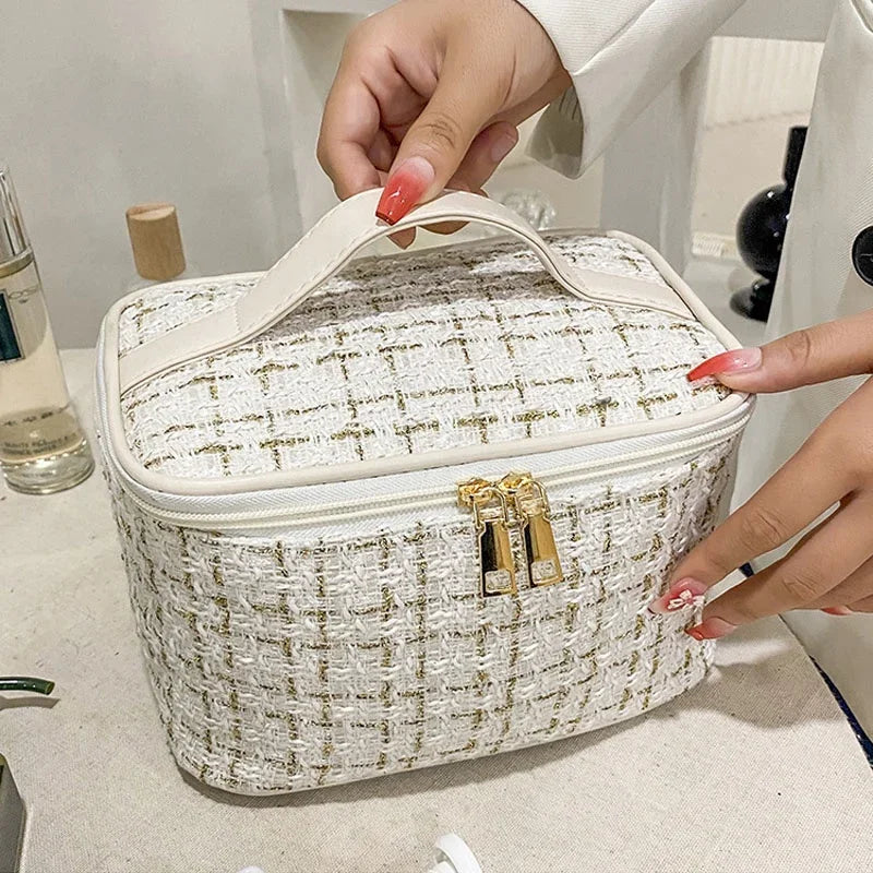Cosmetiquera Diseño Tejido