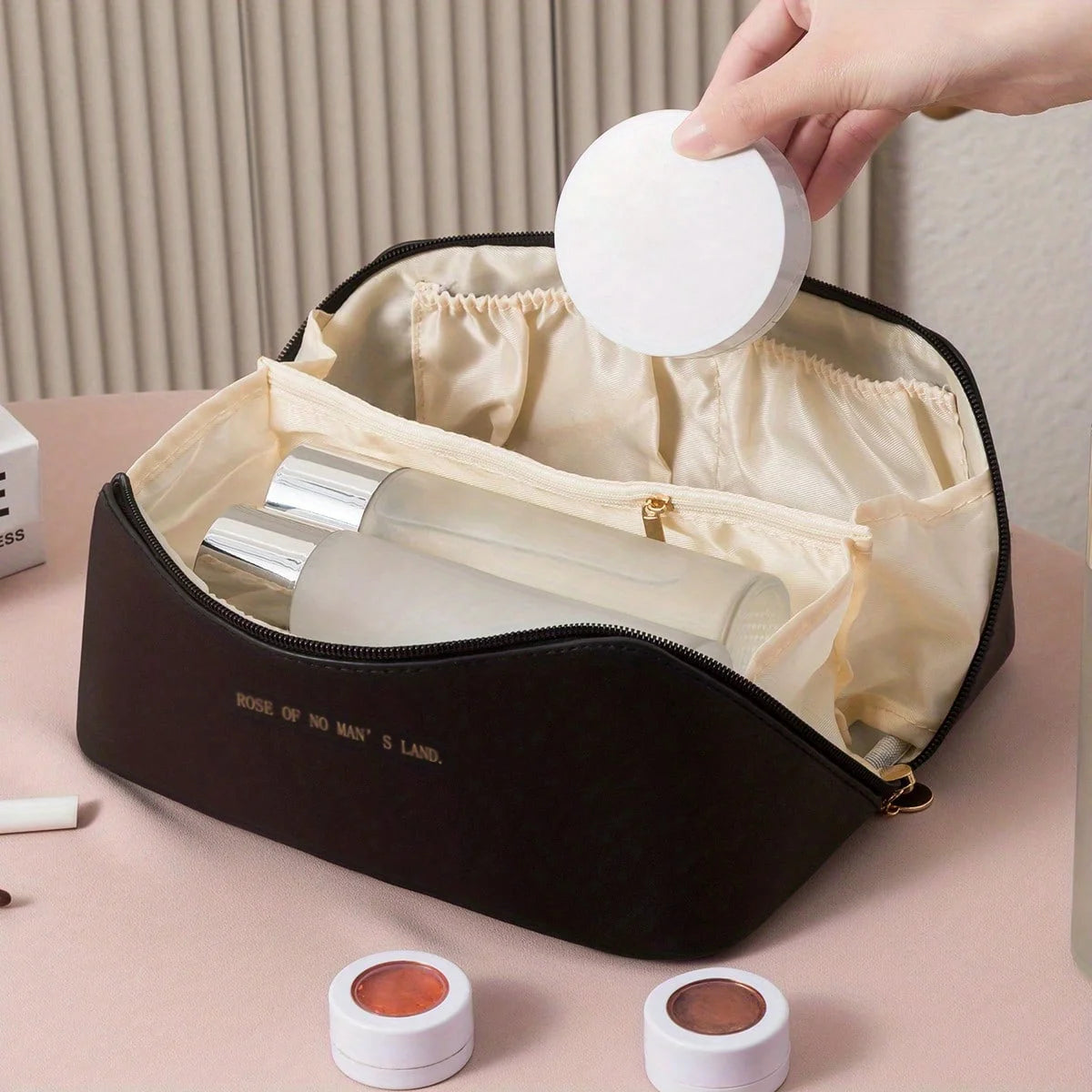 Cosmetiquera con cierre
