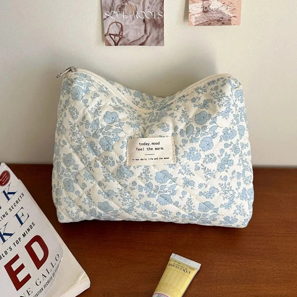 Bolsas de cosméticos de gran capacidad para mujer.