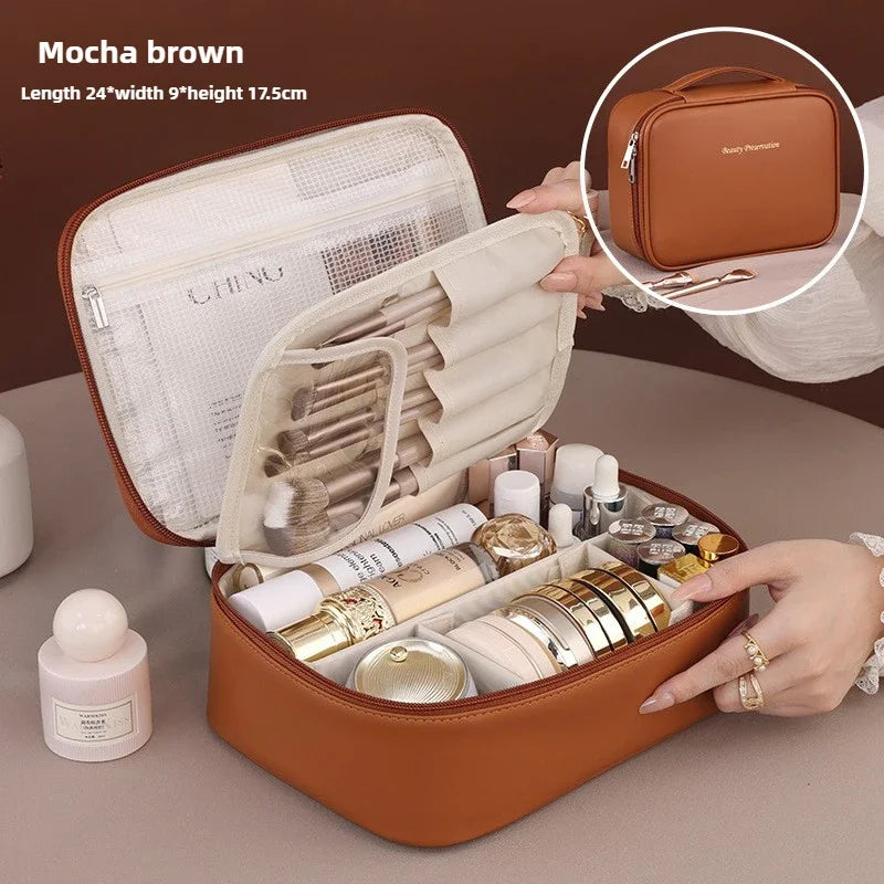 Nueva bolsa de cosméticos