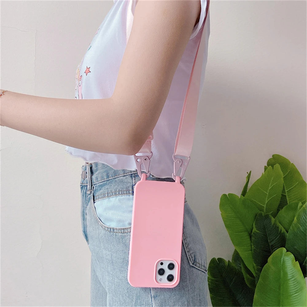 Funda de silicona mate con cordón y correa para collar cruzado para iPhone 17 16 15 14 Pro Max 11 12 13 XR X XS 8 Plus