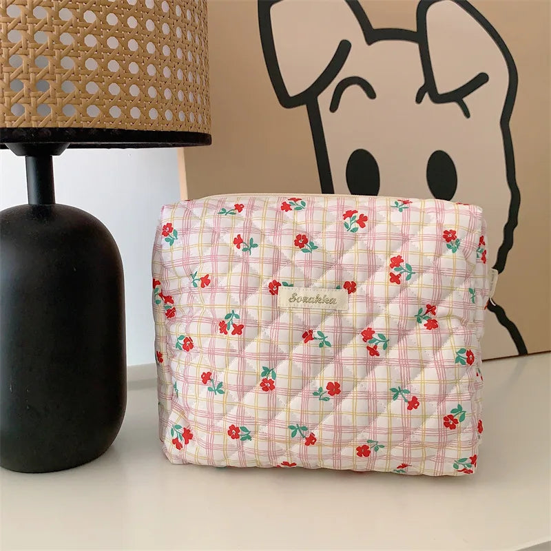 Bolsas de cosméticos de gran capacidad para mujer.