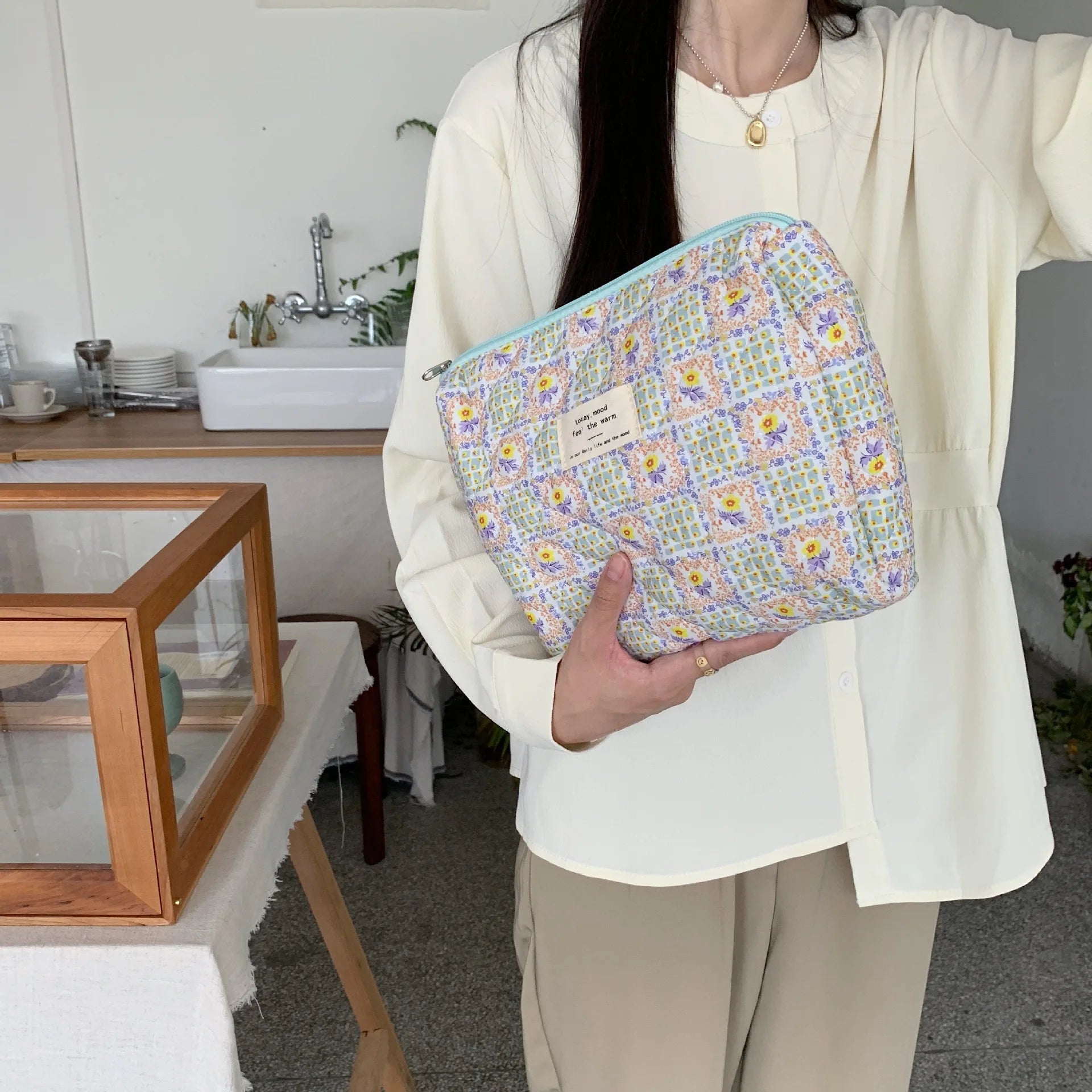 Bolsas de cosméticos de gran capacidad para mujer.